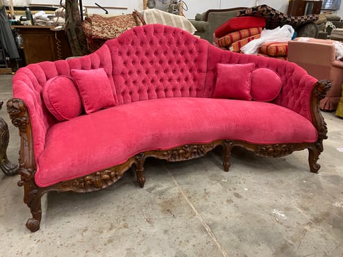 pink tufted sofa_after