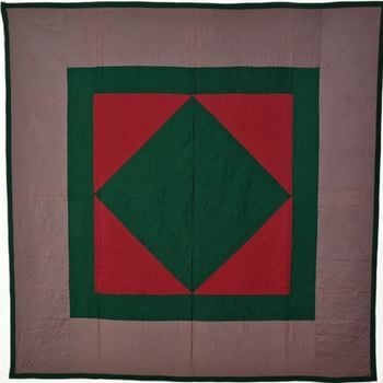 Traditional Amish Quilt Design