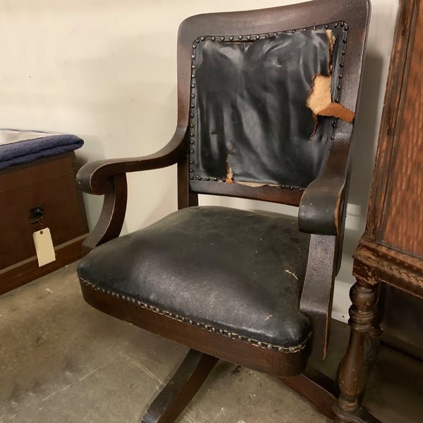 leather vinyl repair restoration: maritime leather office chair before