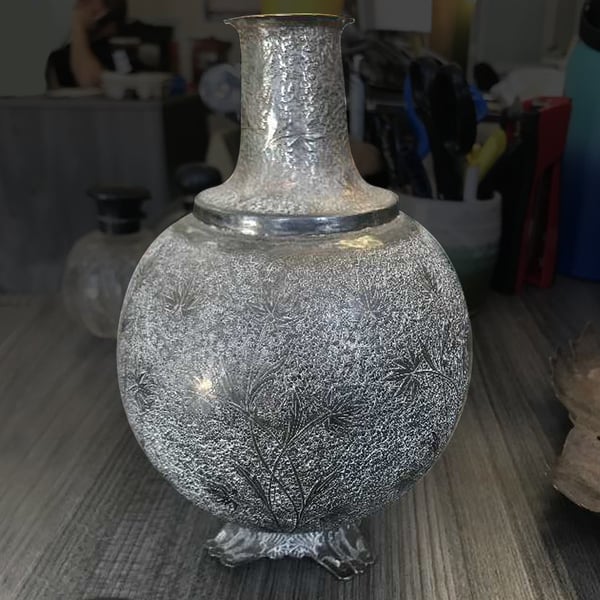 silver restoration: silver vase before