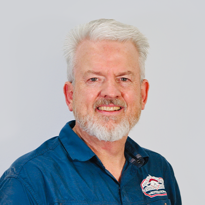 Leadership Team Senior Partner & Antique Expert Bernard