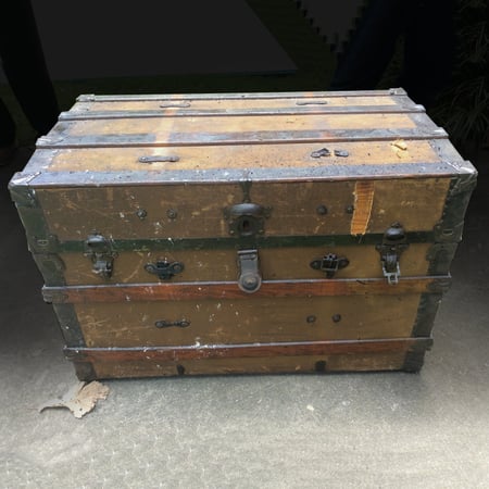 antique trunk restoration wood trunk before