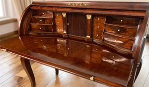 barrel top desk ED featured